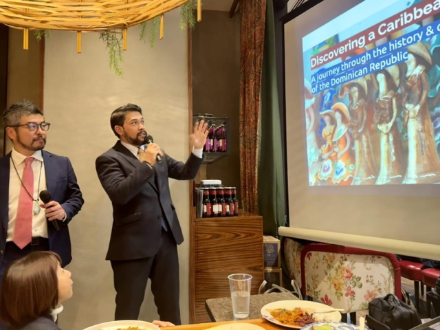 2023-Xmas-party-12-scaled